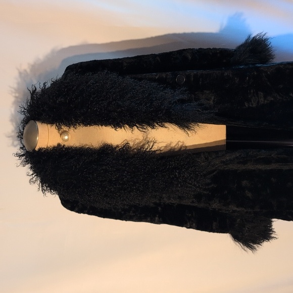 ❤️RARE AUTHENTIC SEARLE CURLY LAMB TRIM COAT  ❤️ - Picture 5 of 11